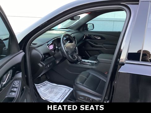 Used 2022 Chevrolet Traverse RS image 7