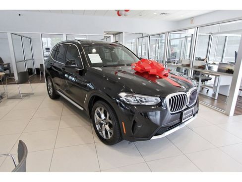 Used 2023 BMW X3 sDrive30i image 2
