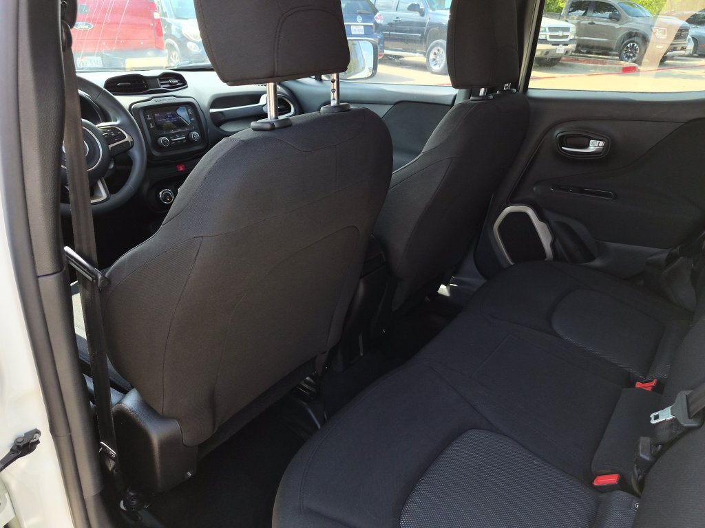 Used 2016 Jeep Renegade Sport w/ Power & Air Group FWD image 10