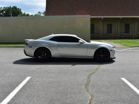Used 2014 Chevrolet Camaro LT w/ RS Package RWD image 9