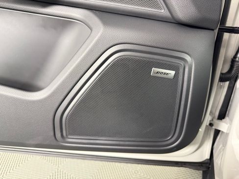Certified 2026 Porsche Macan AWD/4WD image 22