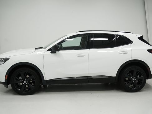 Used 2023 Buick Envision Essence w/ Sport Touring Package FWD image 7