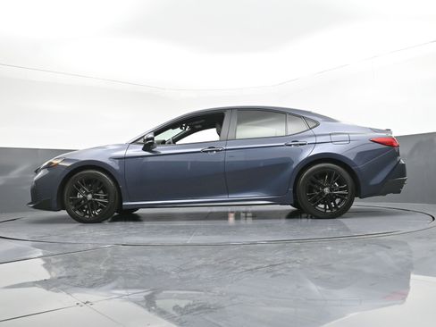 Used 2026 Toyota Camry SE image 24