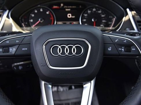 Used 2023 Audi Q5 2.0T Premium w/ Convenience Package AWD/4WD image 19