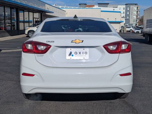 Used 2018 Chevrolet Cruze LS image 6