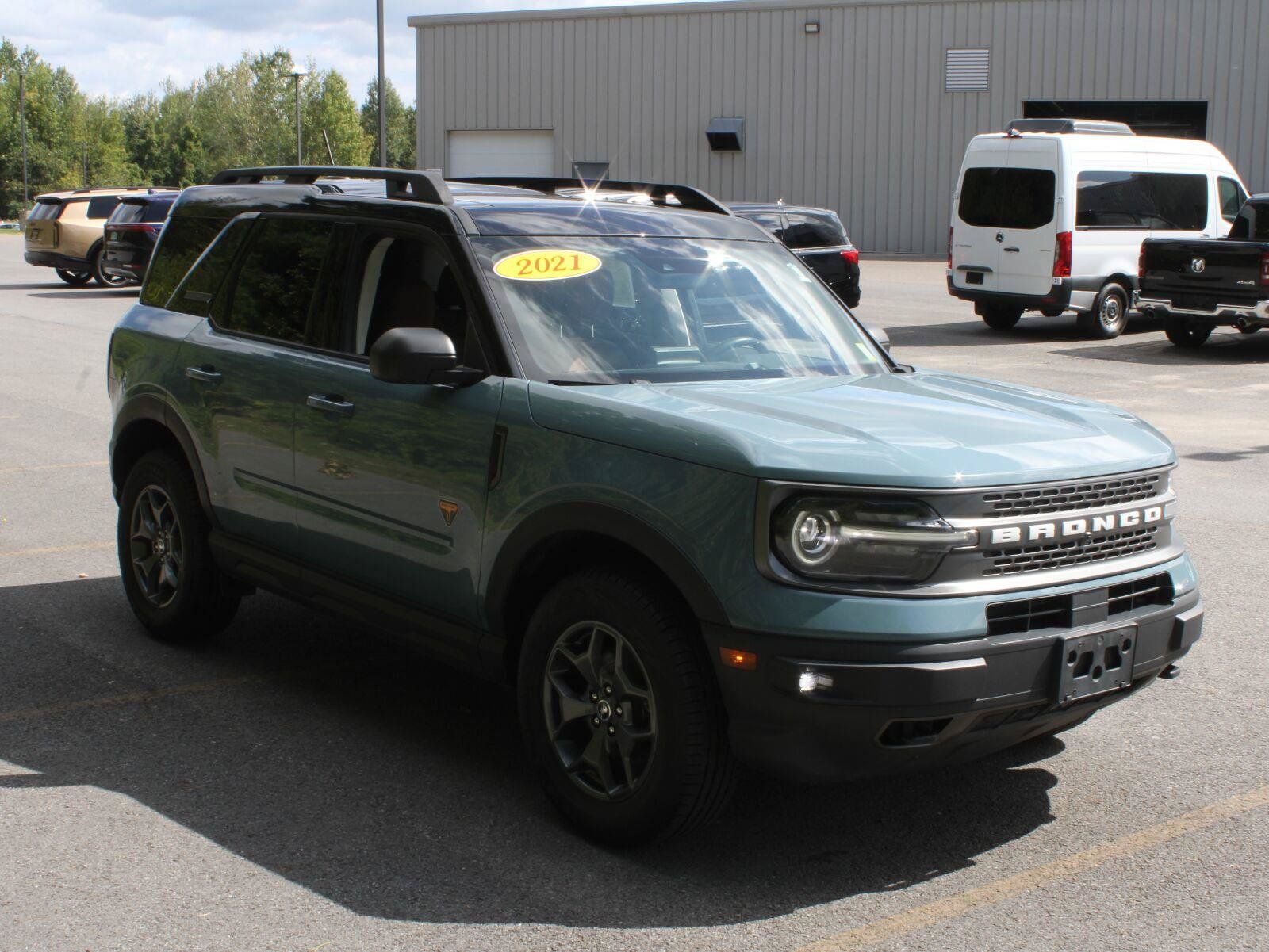 Used 2021 Ford Bronco Sport Badlands w/ Badlands Package AWD/4WD image 3
