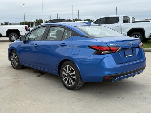 Used 2023 Nissan Versa SV FWD image 7