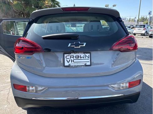 Used 2021 Chevrolet Bolt LT FWD image 14
