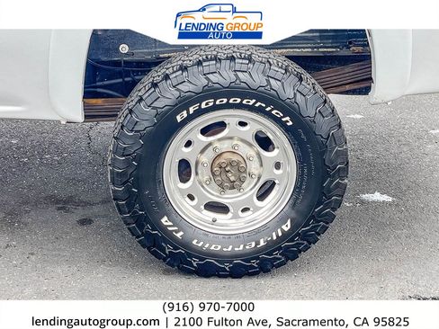 Used 2003 GMC Sierra 2500 SLT w/ SLT Preferred Equipment Group image 10