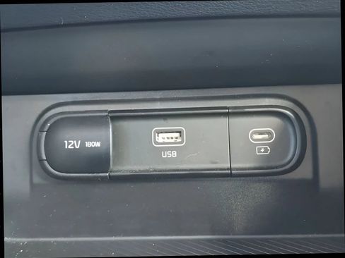 Used 2024 Kia Sportage LX image 26