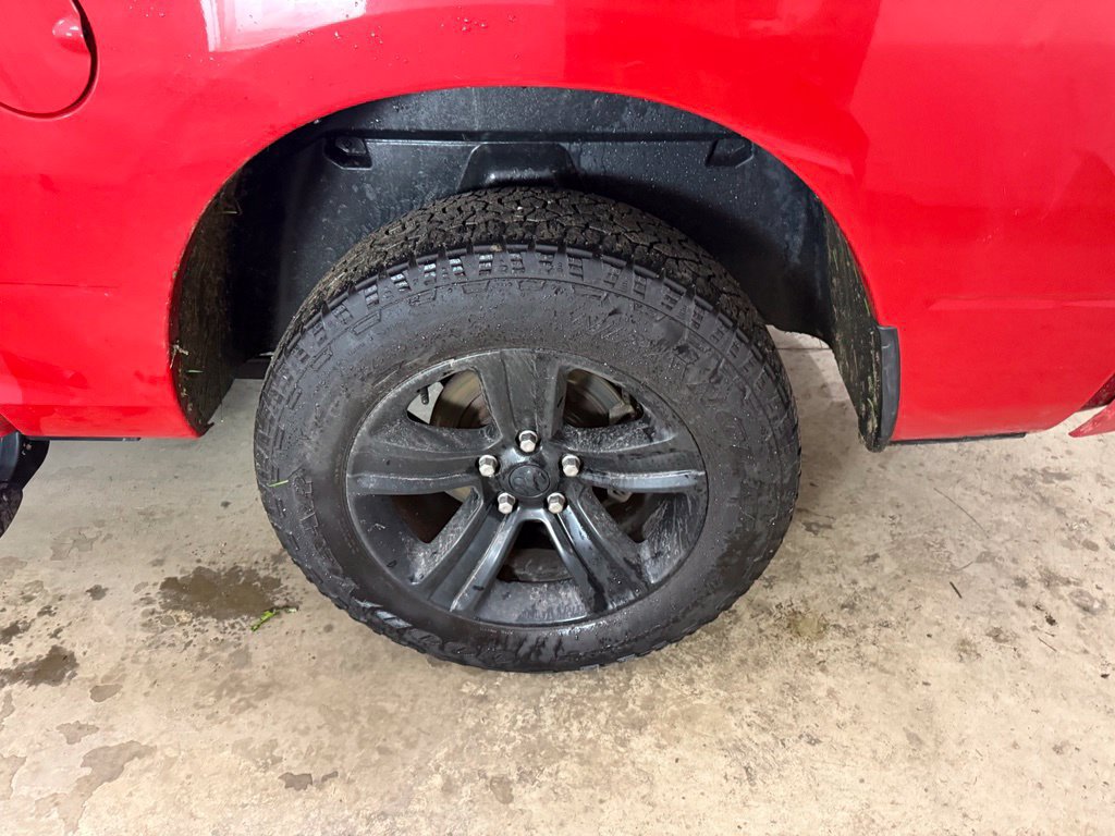 Used 2018 RAM 1500 Sport w/ Quick Order Package 26Q Night AWD/4WD image 27