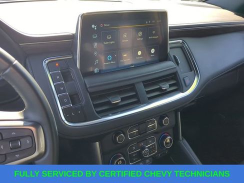 Used 2024 Chevrolet Suburban LT image 30