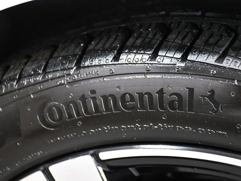 Used 2025 Mercedes-Benz C 300 4MATIC Sedan image 77