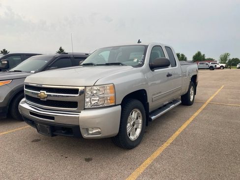 Used 2011 Chevrolet Silverado 1500 LT w/ All-Star Edition AWD/4WD image 16