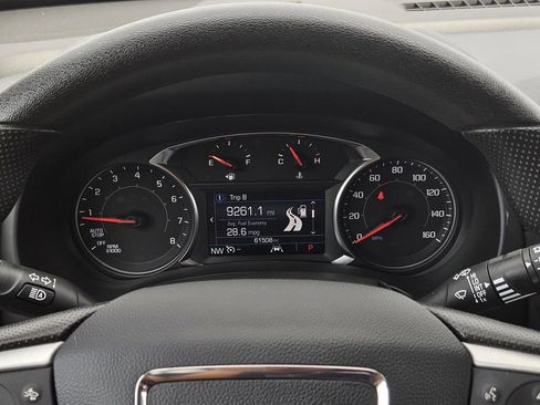 Used 2024 GMC Terrain SLE FWD image 17