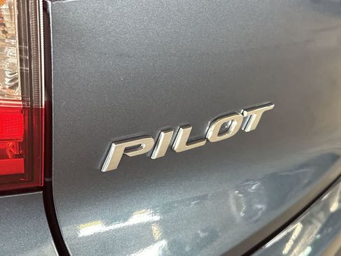 Used 2022 Honda Pilot Special Edition image 11