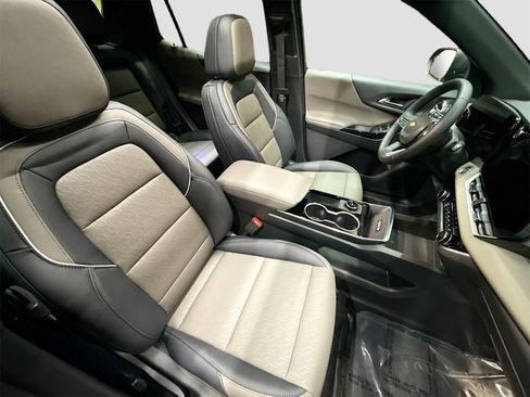 New 2026 Chevrolet Equinox LT w/ Convenience Package II image 29