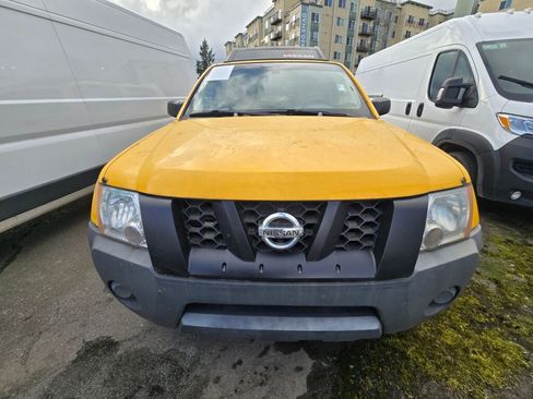 Used 2007 Nissan Xterra S w/ Side & Curtain Airbag Pkg image 2
