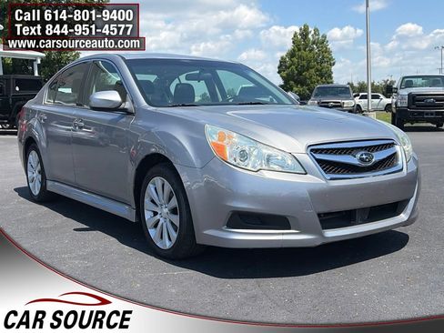 Used 2010 Subaru Legacy 2.5i Limited AWD/4WD image 3