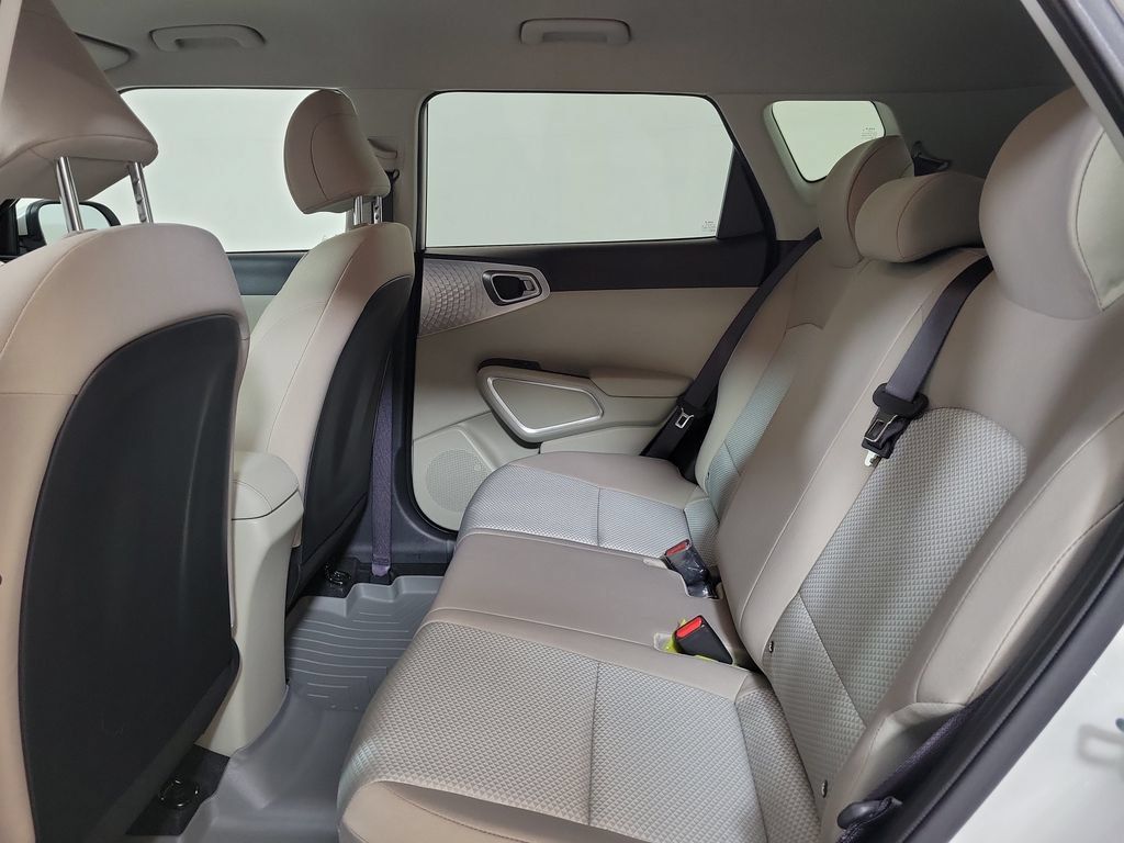 Used 2023 Kia Soul LX FWD image 26