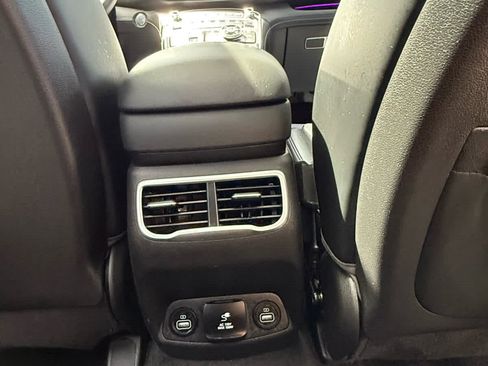 Used 2023 Hyundai Santa Fe Calligraphy image 14