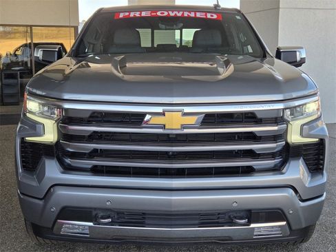Used 2024 Chevrolet Silverado 1500 High Country w/ High Country Premium Package image 7