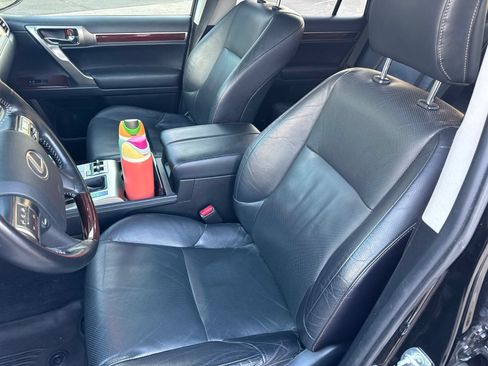 Used 2018 Lexus GX 460 Premium AWD/4WD image 13