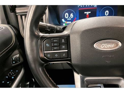 Used 2024 Ford Expedition Platinum AWD/4WD image 20
