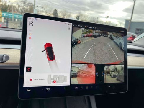 Used 2021 Tesla Model Y Long Range image 29