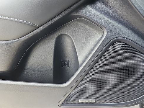 Certified 2024 Subaru Outback Limited image 30