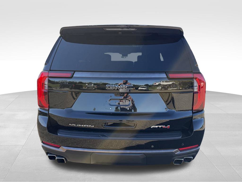 Used 2025 GMC Yukon AT4 Ultimate w/ LPO, Floor Liner Package AWD/4WD image 21
