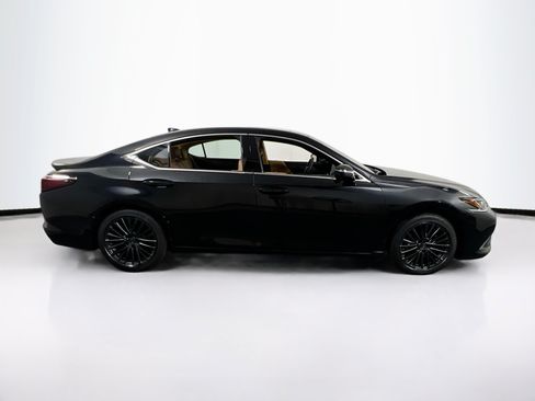 Used 2025 Lexus ES 350 w/ Premium Package FWD image 4