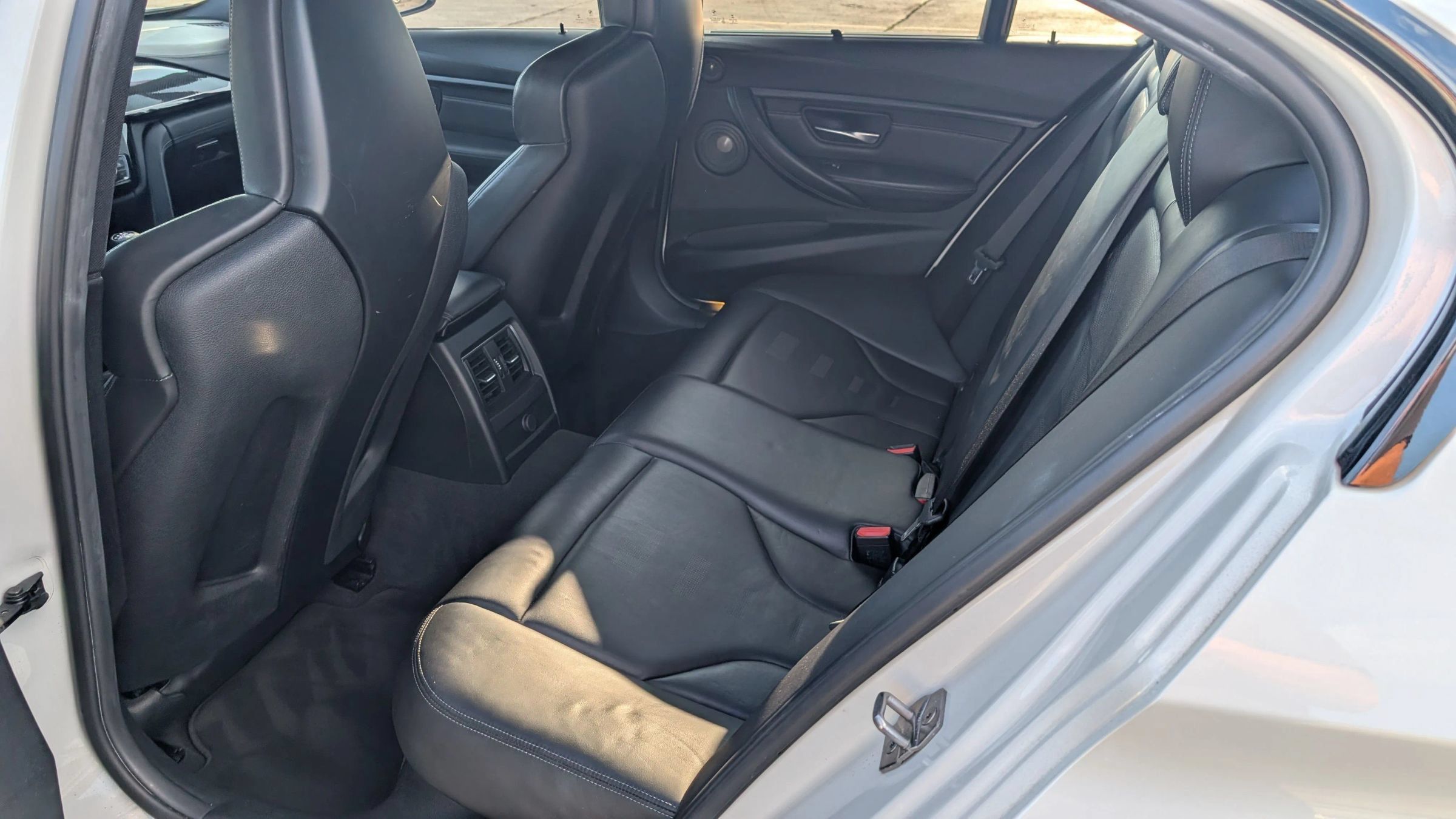 Used 2017 BMW M3 RWD image 17