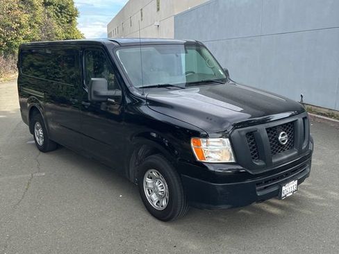 Used 2021 Nissan NV 2500 SV RWD image 1