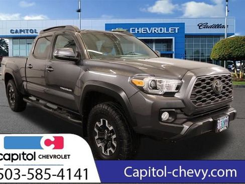 Used 2022 Toyota Tacoma TRD Off-Road image 1