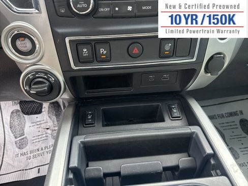 Used 2021 Nissan Titan SV w/ SV Convenience Package image 21
