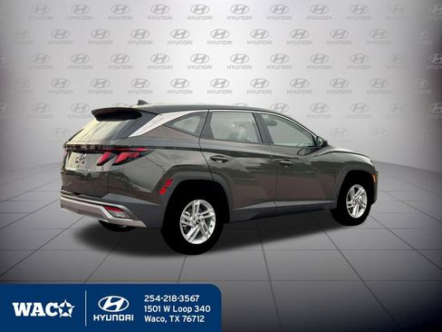 New 2026 Hyundai Tucson SE image 9