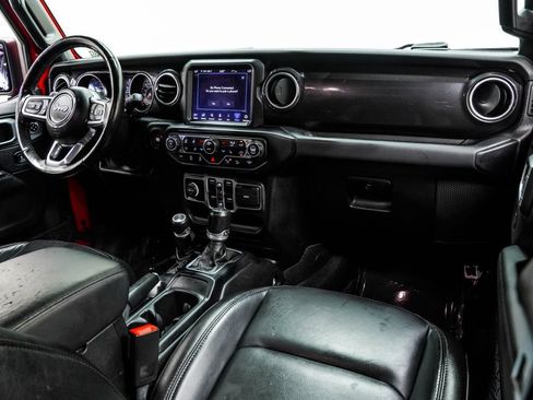 Used 2021 Jeep Wrangler Unlimited Sahara AWD/4WD image 21