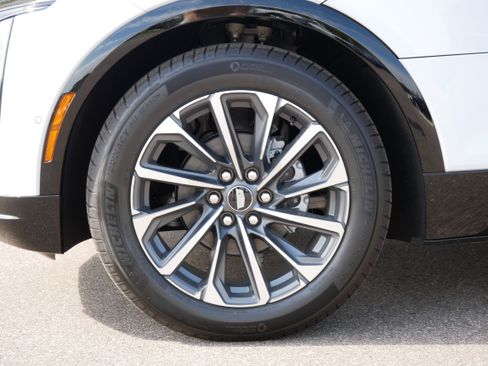 Used 2026 Cadillac Lyriq Sport w/ LPO, Floor Liner Package AWD/4WD image 13