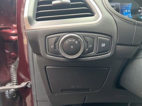 Used 2023 Ford Edge SEL AWD/4WD image 24