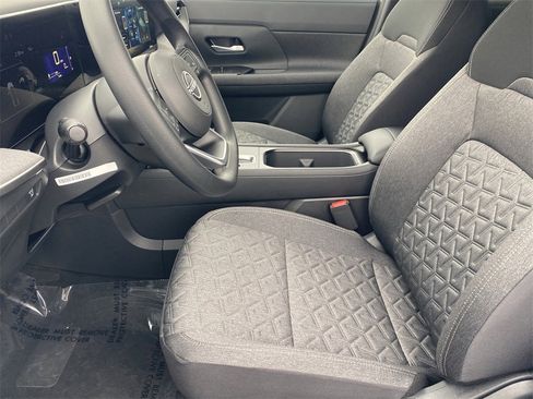 New 2026 Nissan Kicks SV image 13