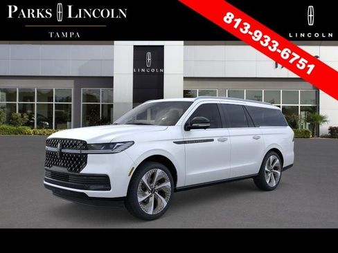 New 2026 Lincoln Navigator L Black Label AWD/4WD image 1
