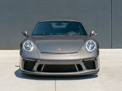 Used 2018 Porsche 911 GT3 RWD image 4