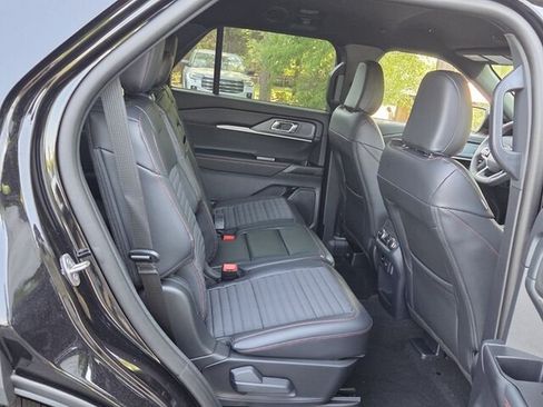 New 2026 Ford Explorer ST-Line RWD image 17