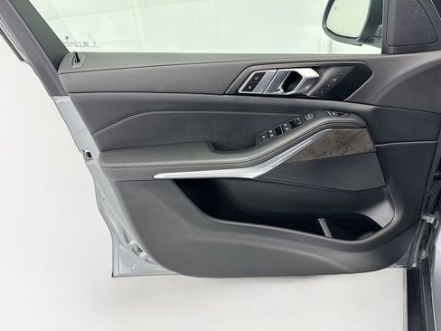 Certified 2026 BMW X5 sDrive40i w/ Parking Assistance Package RWD image 23