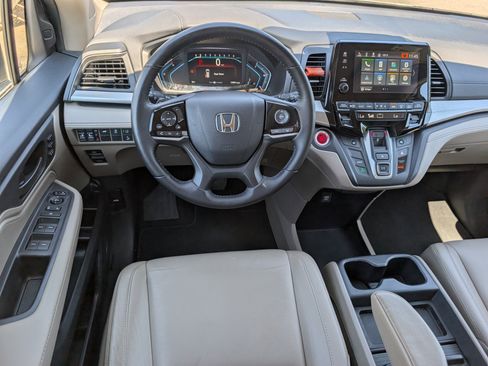 Used 2019 Honda Odyssey EX-L image 8