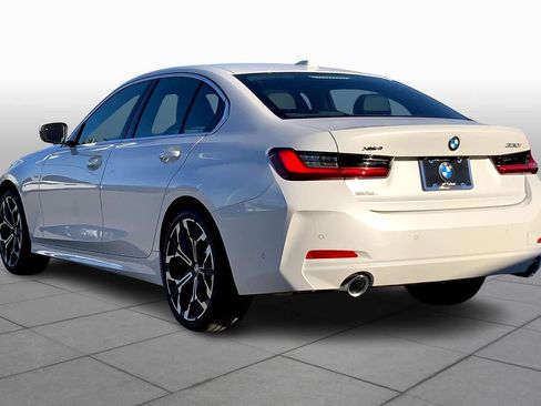 Used 2025 BMW 330i xDrive 330i xDrive w/ Premium Package image 11
