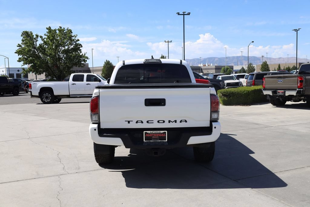 Used 2019 Toyota Tacoma TRD Pro AWD/4WD image 5
