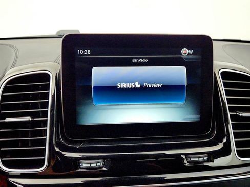Used 2017 Mercedes-Benz GLS 450 4MATIC image 18