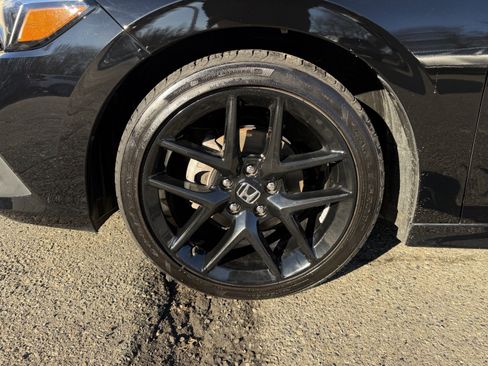 Used 2024 Honda Civic Sport image 7